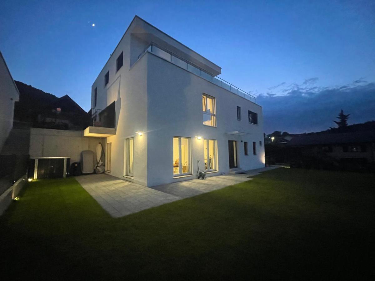V.I.P Appartement Boettstein ภายนอก รูปภาพ