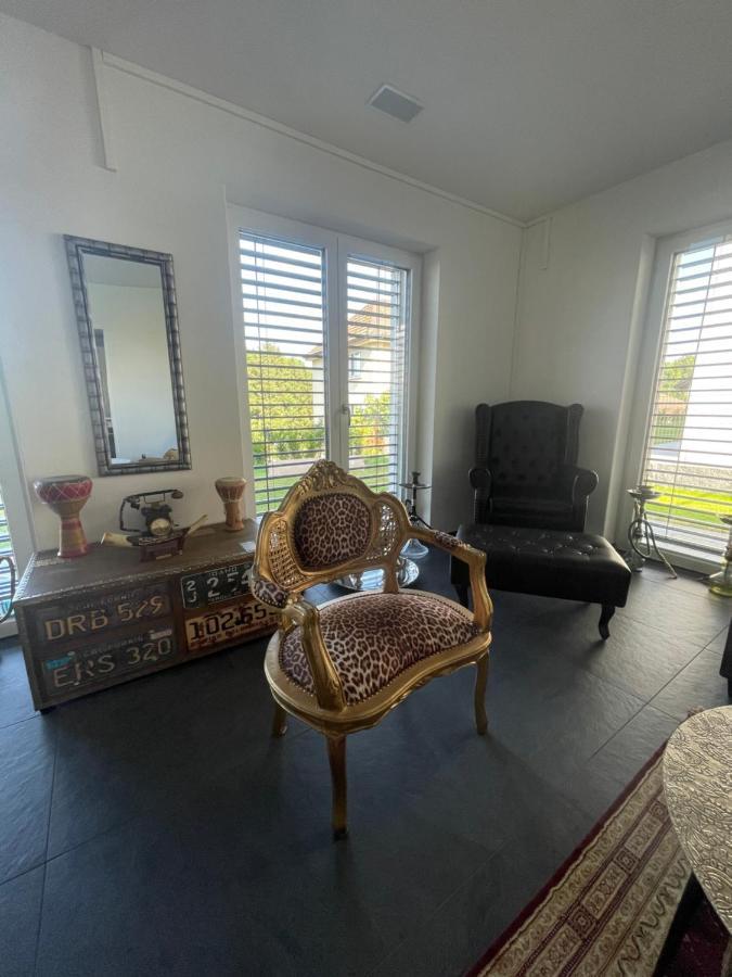 V.I.P Appartement Boettstein ภายนอก รูปภาพ
